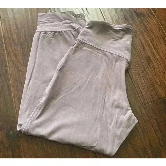 Lululemon Align Jogger Crop *23" Lunar Rock Sz 2 RARE - Picture 2 of 6